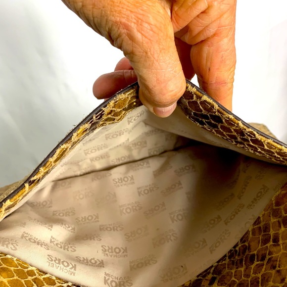 Michael Kors python print bag - Picture 8 of 14